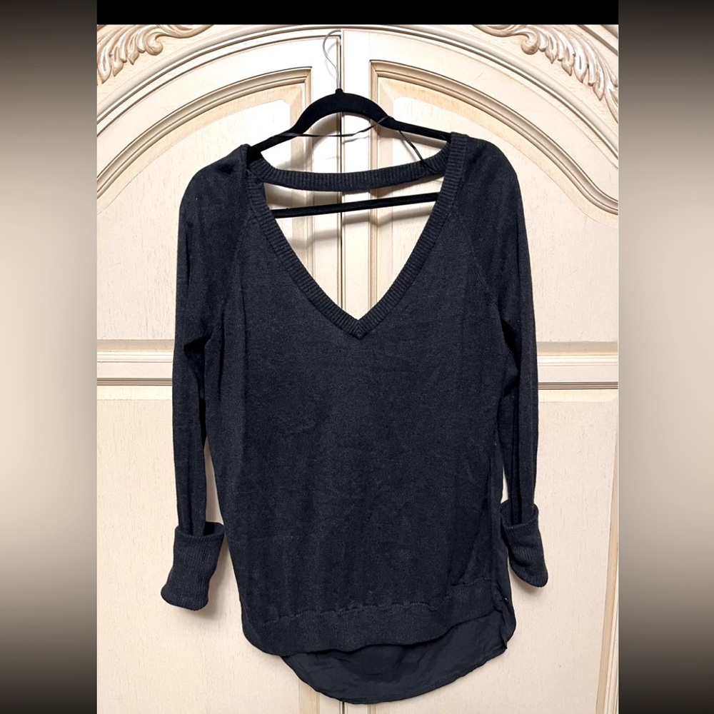 Lululemon Relaxed knit Long Sleeve